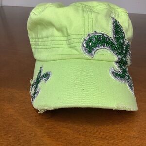 Bull Fleur De Lis Distressed Fashion Breton Hat Cap One Size